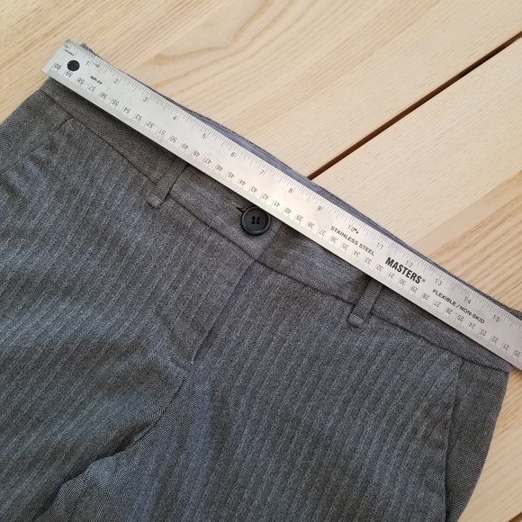 The Limited Cassidy Fit Wide Legged Pinstripe Trousers | Size 8 - Picture 6 of 8